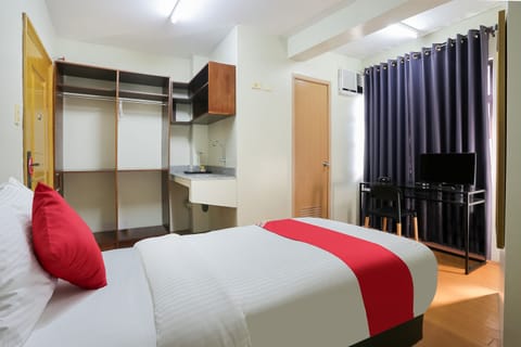 Deluxe Single Room | Desk, free WiFi, bed sheets