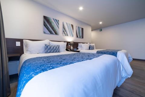 Standard Double Room | 1 bedroom, premium bedding, down comforters, minibar