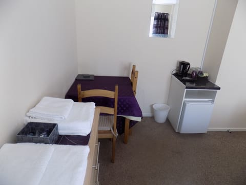 Double Room, Shared Bathroom (2) | Room amenity