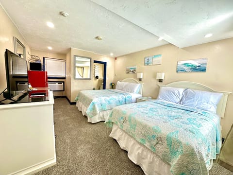 Classic Quadruple Room | 1 bedroom, premium bedding, in-room safe, individually decorated