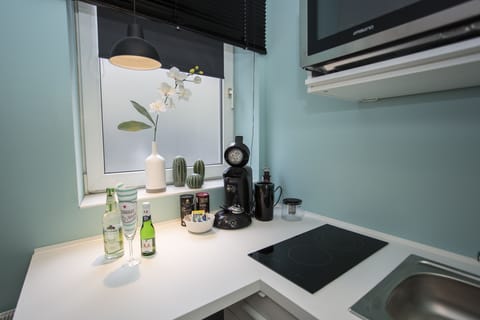 Studio (Venedig) | Private kitchenette | Fridge, microwave, coffee/tea maker, electric kettle