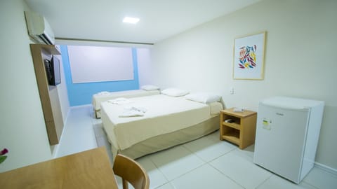 Superior Room (couple and twin bed) | Minibar, desk, free cribs/infant beds, free WiFi