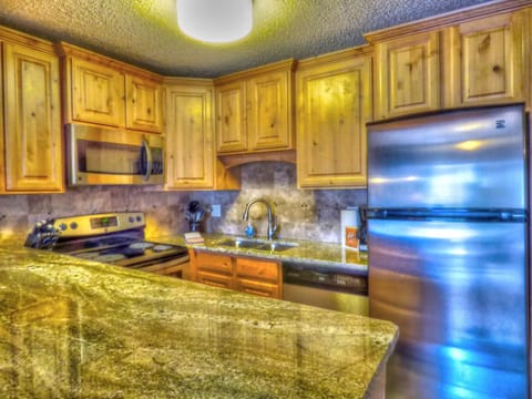 Condo | Private kitchen | Fridge, microwave, stovetop, dishwasher