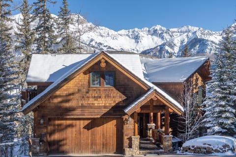 1.0-telluride-mountain-melody-winter-exterior
