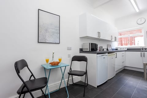 The Foxton House | Private kitchen | Fridge, electric kettle, toaster, highchair