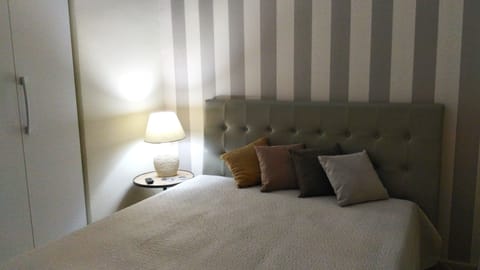 Double Room | Frette Italian sheets, premium bedding, down comforters, minibar