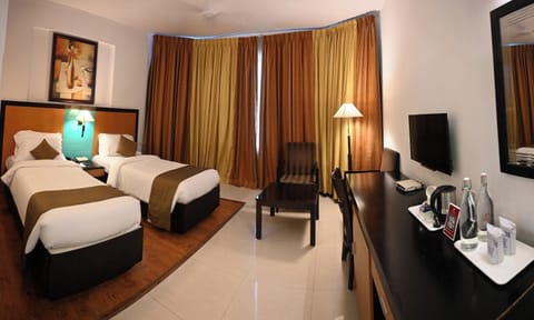 Executive Room | Premium bedding, memory foam beds, minibar, in-room safe