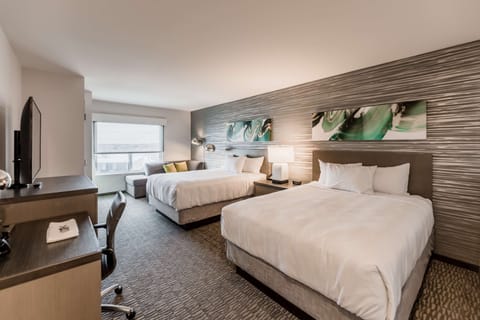 Room, 2 Queen Beds (Den) | Premium bedding, down comforters, pillowtop beds, in-room safe