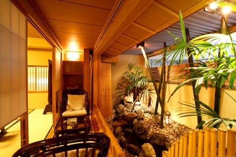 Mountain Side Japanese-Style Room with Natural Hot Springs, Non Smoking | Balcony