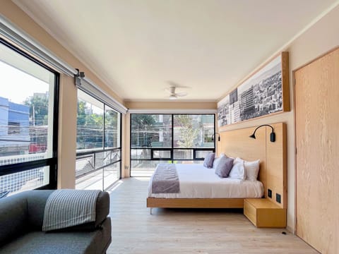 Deluxe Apartment, 2 Bedrooms, Non Smoking, Balcony | Egyptian cotton sheets, premium bedding, down comforters