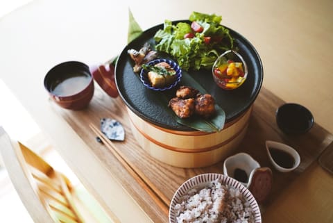Daily Japanese breakfast (JPY 2200 per person)
