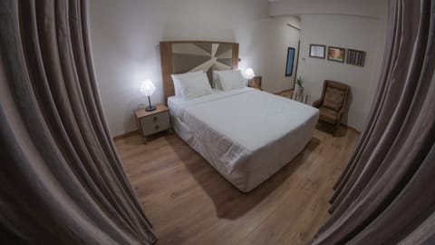 Apartment, 2 Bedrooms | Premium bedding, memory foam beds, in-room safe, desk