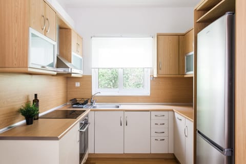 Apartment, 1 Bedroom | Private kitchen | Full-size fridge, oven, stovetop, espresso maker