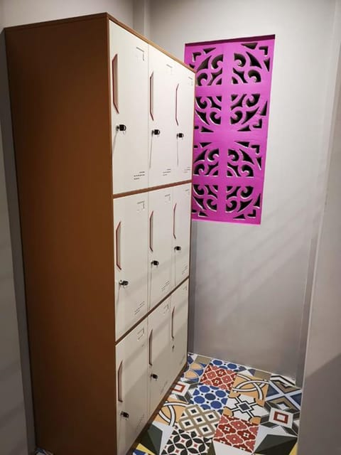 Bed in Fan Dorm | Lockers