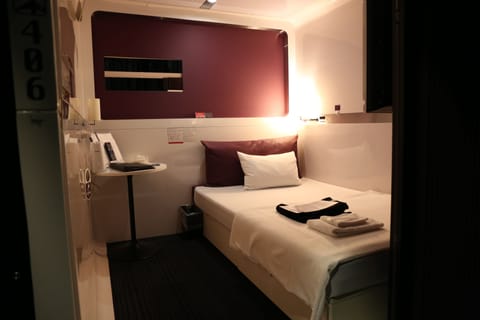 In-room safe, free WiFi, bed sheets