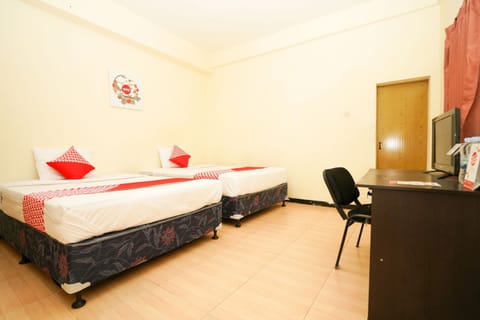 Deluxe Double Room | Desk, laptop workspace, free WiFi, bed sheets