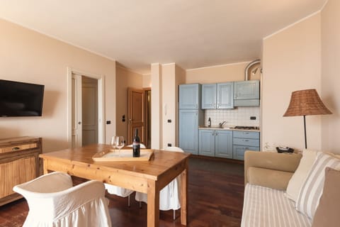 Suite, Balcony, Sea View | Private kitchen | Full-size fridge, microwave, stovetop, coffee/tea maker