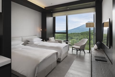 Apartment, 2 Bedrooms (Residence, 1 King, 2 Twin, Prvt Onsen) | Premium bedding, minibar, in-room safe, desk