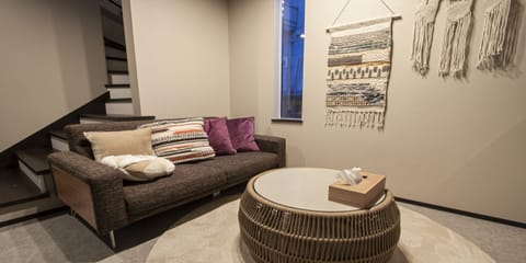 Room 3 TOYOHIRA | Living room | Flat-screen TV