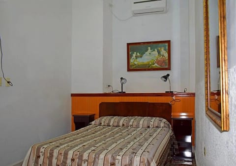 Premium Double Room | In-room safe, individually decorated, individually furnished