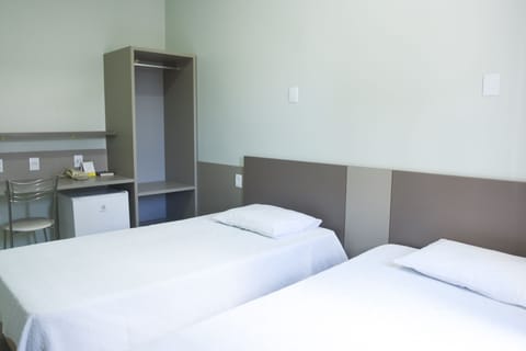 Deluxe Twin Room, 2 Twin Beds, Non Smoking, Private Bathroom | Minibar, desk, laptop workspace, blackout drapes