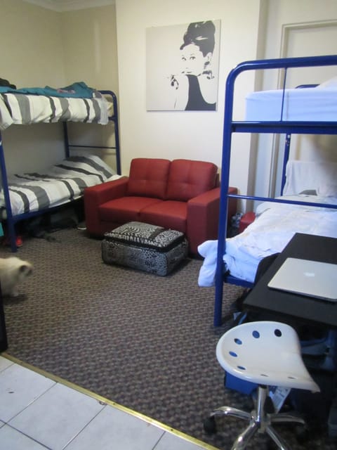 Bed in 4 Bed Mixed Dormitory Room with Private Bathroom | Hypo-allergenic bedding, in-room safe, desk, blackout drapes