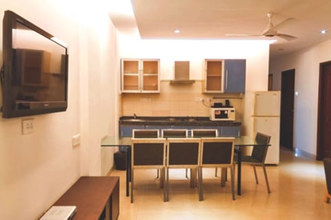 Deluxe Apartment (Suites-3BHK) | In-room dining