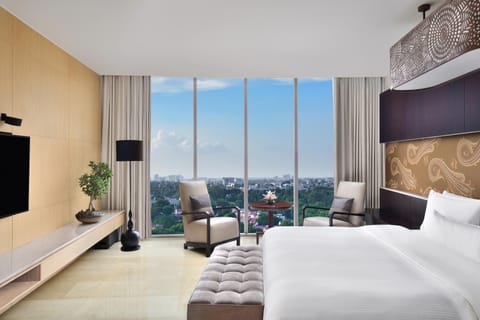 Club Suite, 2 Bedrooms, City View | Egyptian cotton sheets, hypo-allergenic bedding, down comforters