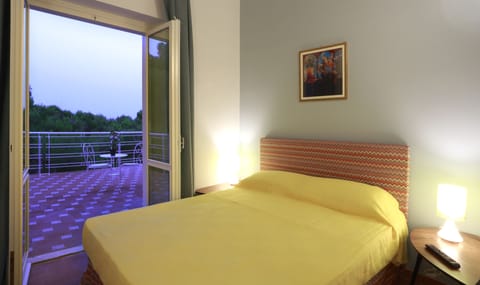 Comfort Double or Twin Room | 1 bedroom, Frette Italian sheets, premium bedding, minibar