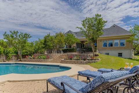 Pool + Terrace - Walker Luxury Vacation Rentals