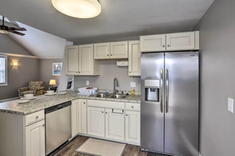 Kitchen | Cooking Basics | Dishware/Flatware