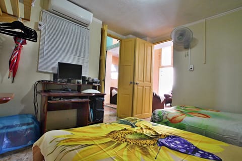 Basic Double Room | Iron/ironing board, free WiFi, bed sheets