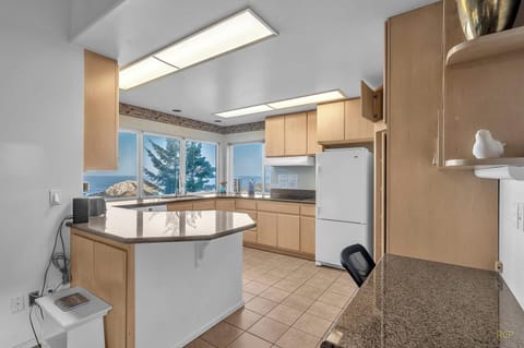 250925-Pirates Cove-30