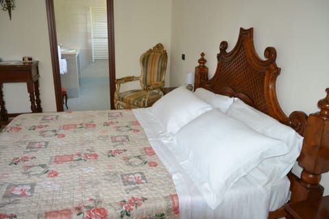 Comfort Triple Room | Desk, iron/ironing board, free WiFi, bed sheets