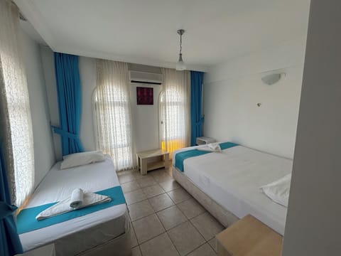 Standard Triple Room | Free WiFi, bed sheets