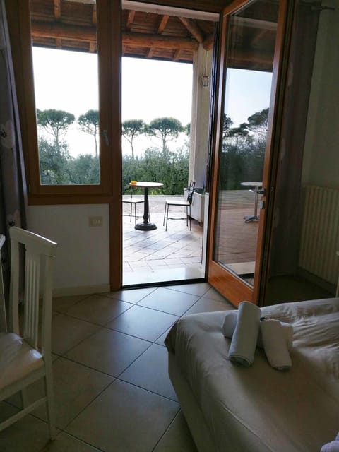 Double Room, Lake View | Desk, cribs/infant beds, rollaway beds, free WiFi