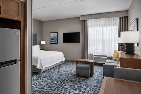 Suite, Multiple Beds, Accessible (Roll-In Shower) | Hypo-allergenic bedding, desk, laptop workspace, blackout drapes