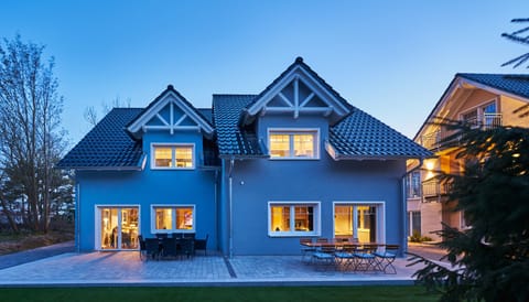 Front of property - evening/night