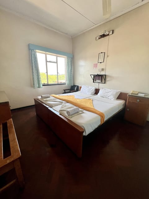 Economy Room, Shared Bathroom | Bed sheets