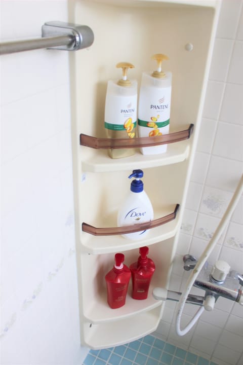 Apartment, Non Smoking | Bathroom amenities | Separate tub and shower, deep soaking tub, free toiletries, hair dryer