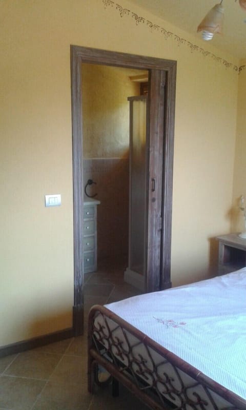 Individually decorated, individually furnished, desk, laptop workspace