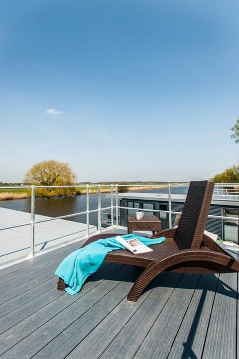 Houseboat | Terrace/patio