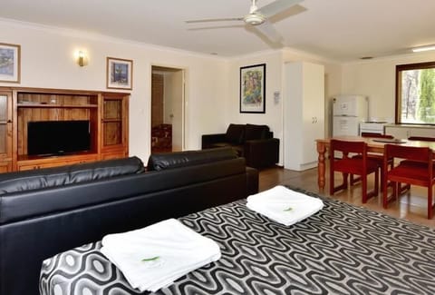 Premier Suite 2 Bedroom Self Contained | Individually decorated, individually furnished, blackout drapes