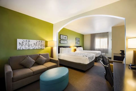 Suite, Multiple Beds | Premium bedding, in-room safe, desk, iron/ironing board