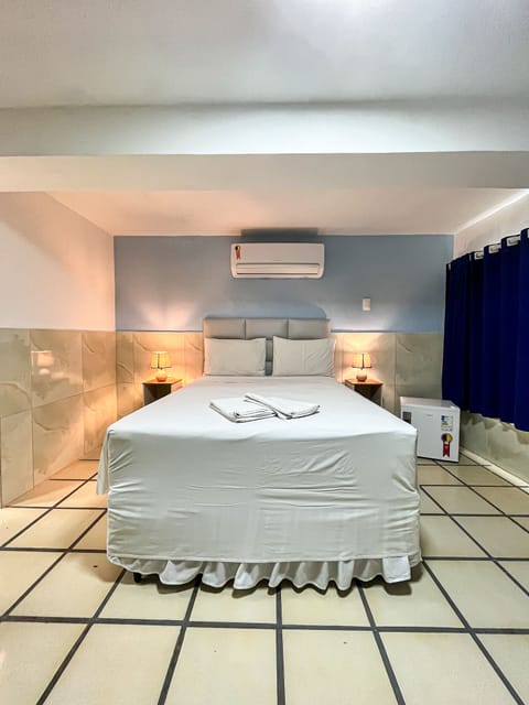 Economy Double Room (Tabajaras) | Blackout drapes, iron/ironing board, free WiFi, bed sheets