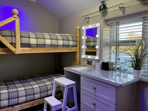 Bunk Bed, Colliers Far - Room 7 | Premium bedding, individually decorated, individually furnished