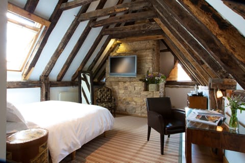 Luxury Double Room | Individually decorated, individually furnished, iron/ironing board