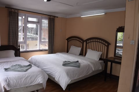 Superior Triple Room | 4 bedrooms, desk, soundproofing, free WiFi