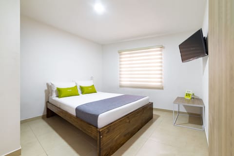 Double Room | Free WiFi, bed sheets