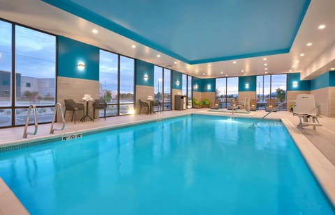 Indoor pool, open 8:00 AM to 10:00 PM, sun loungers